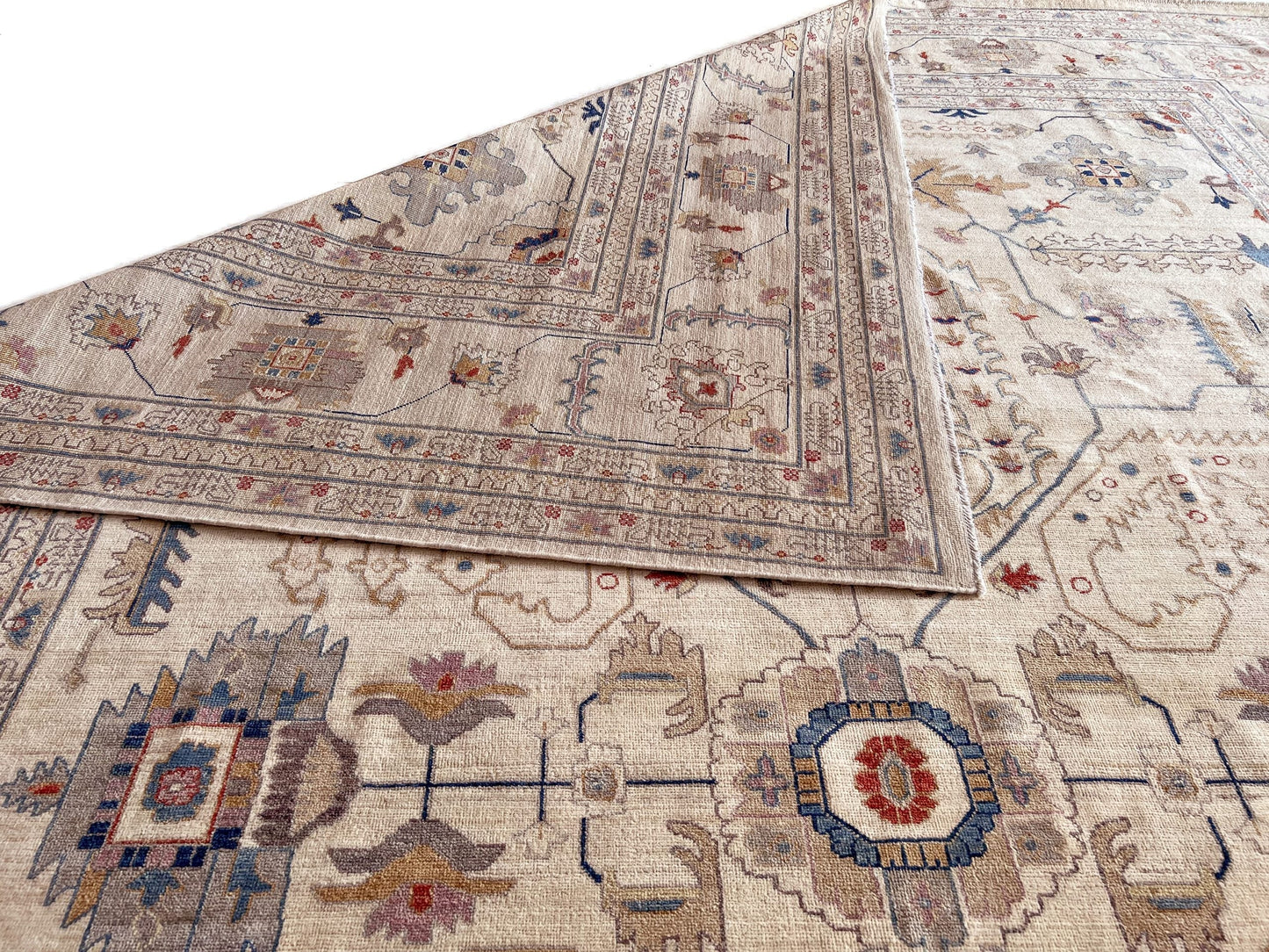 Afgahn Oushak (9'10"x14'00") ivory