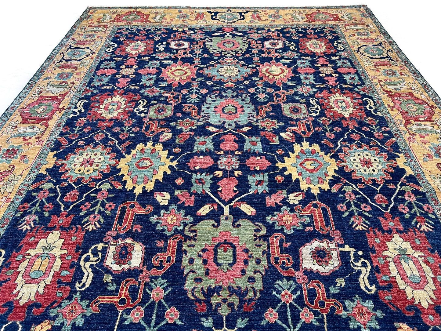 Afghan Serapi (10'00"x13'08") navy/gold