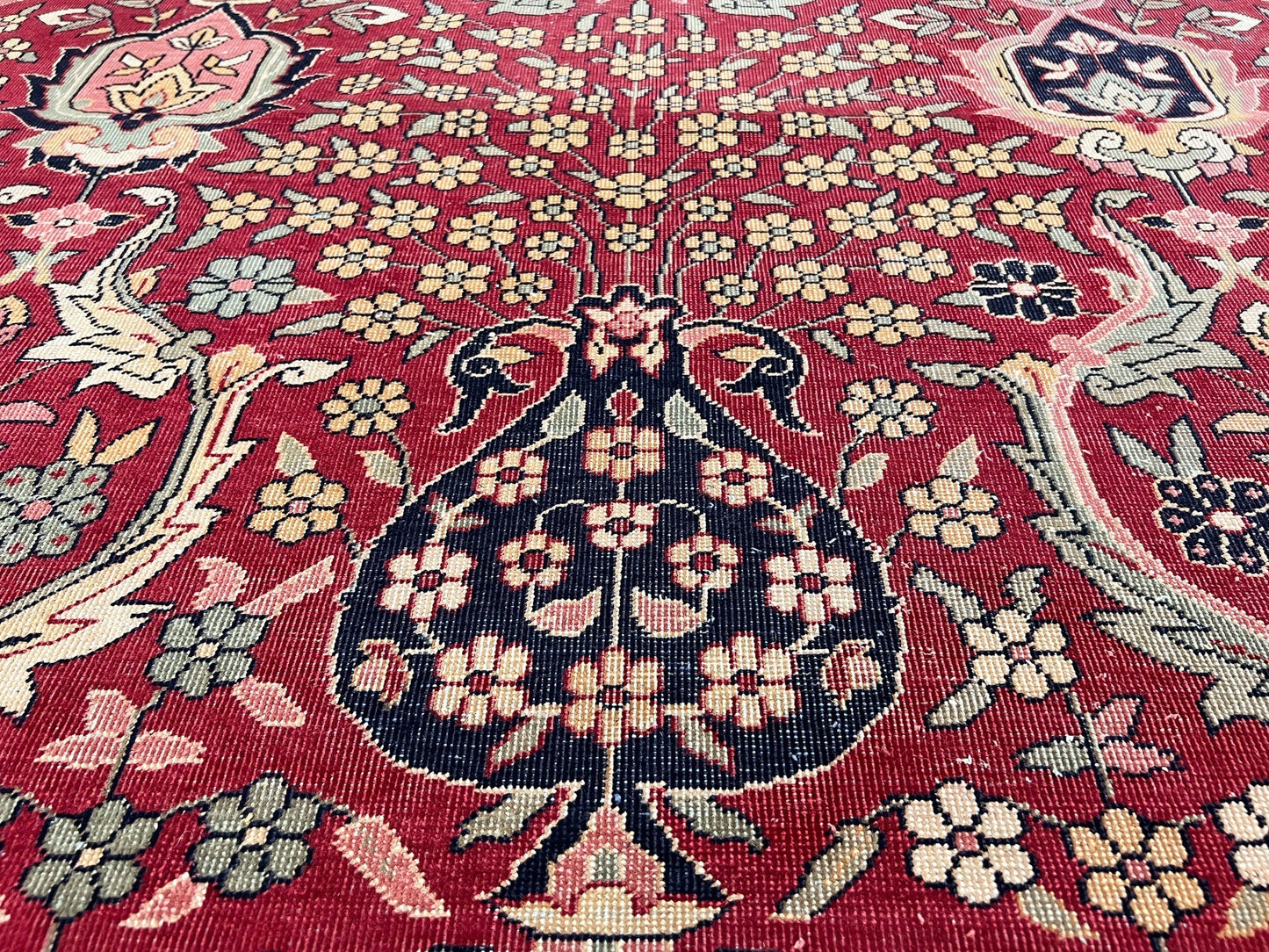 Antique Amritsar (10'00"x16'02") deep red
