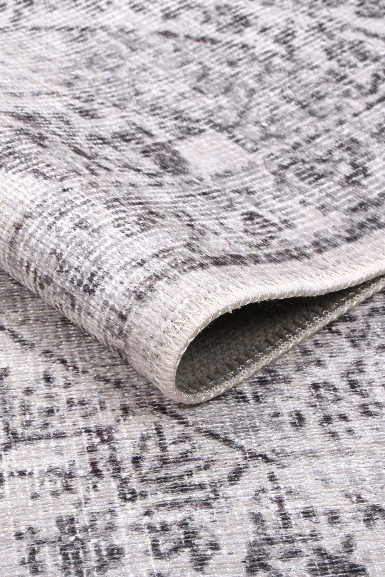 Versailles Winter modern in Grey : Runner Rug