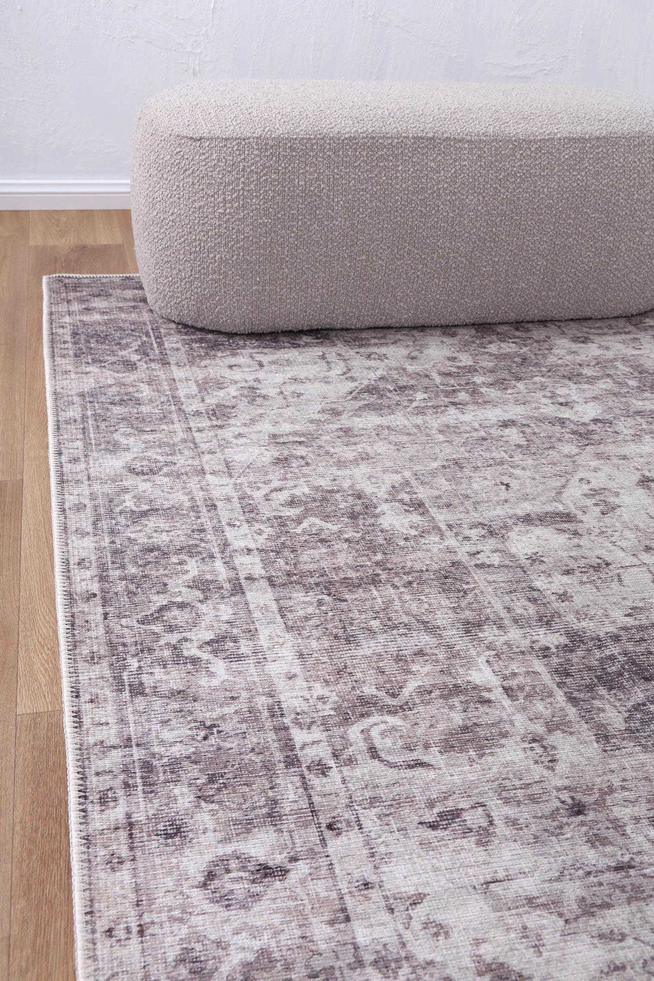 Chateau Machine washable in Grey Rug