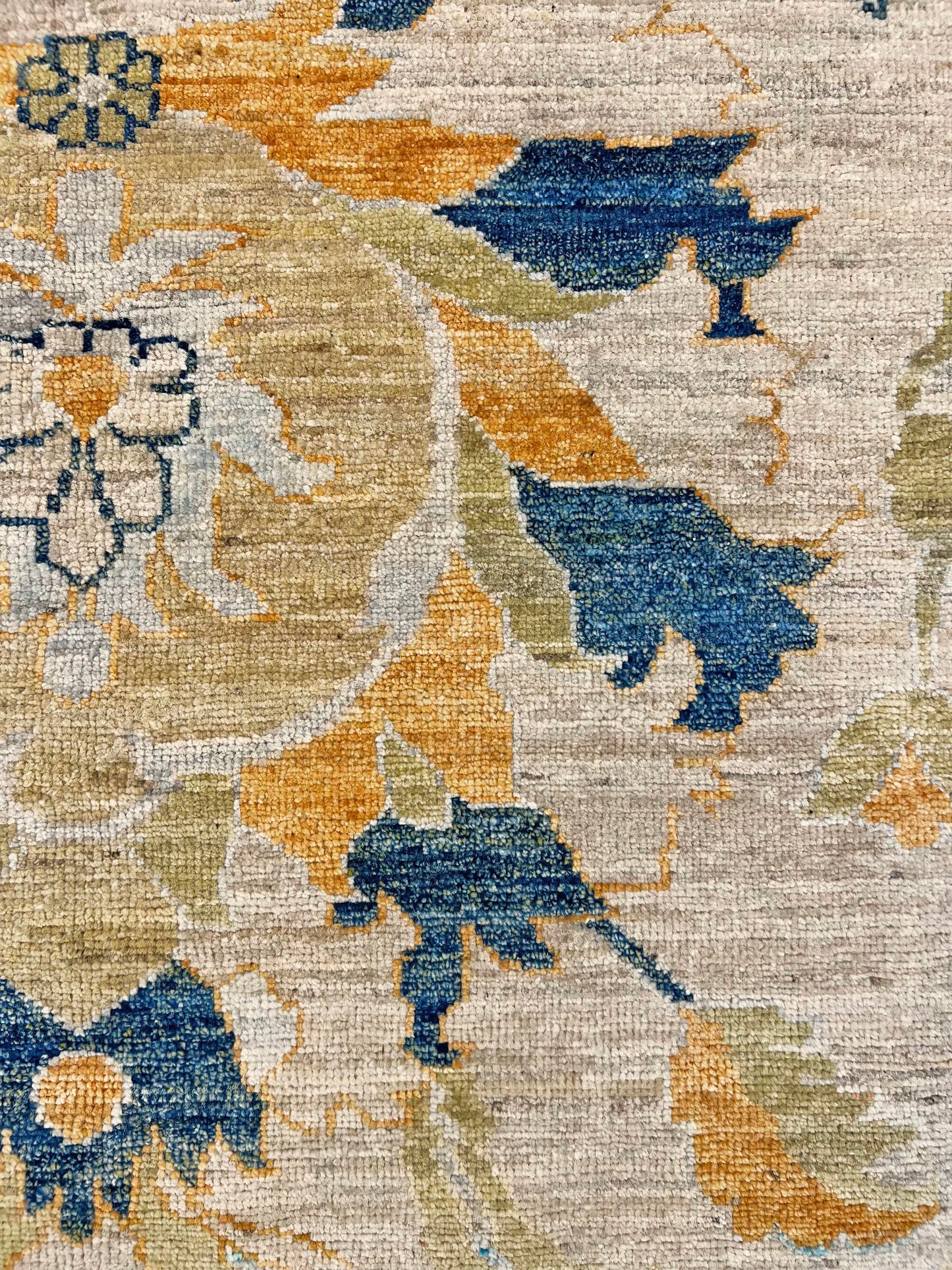 Afghan-made Oushak (9'01"x11'10")