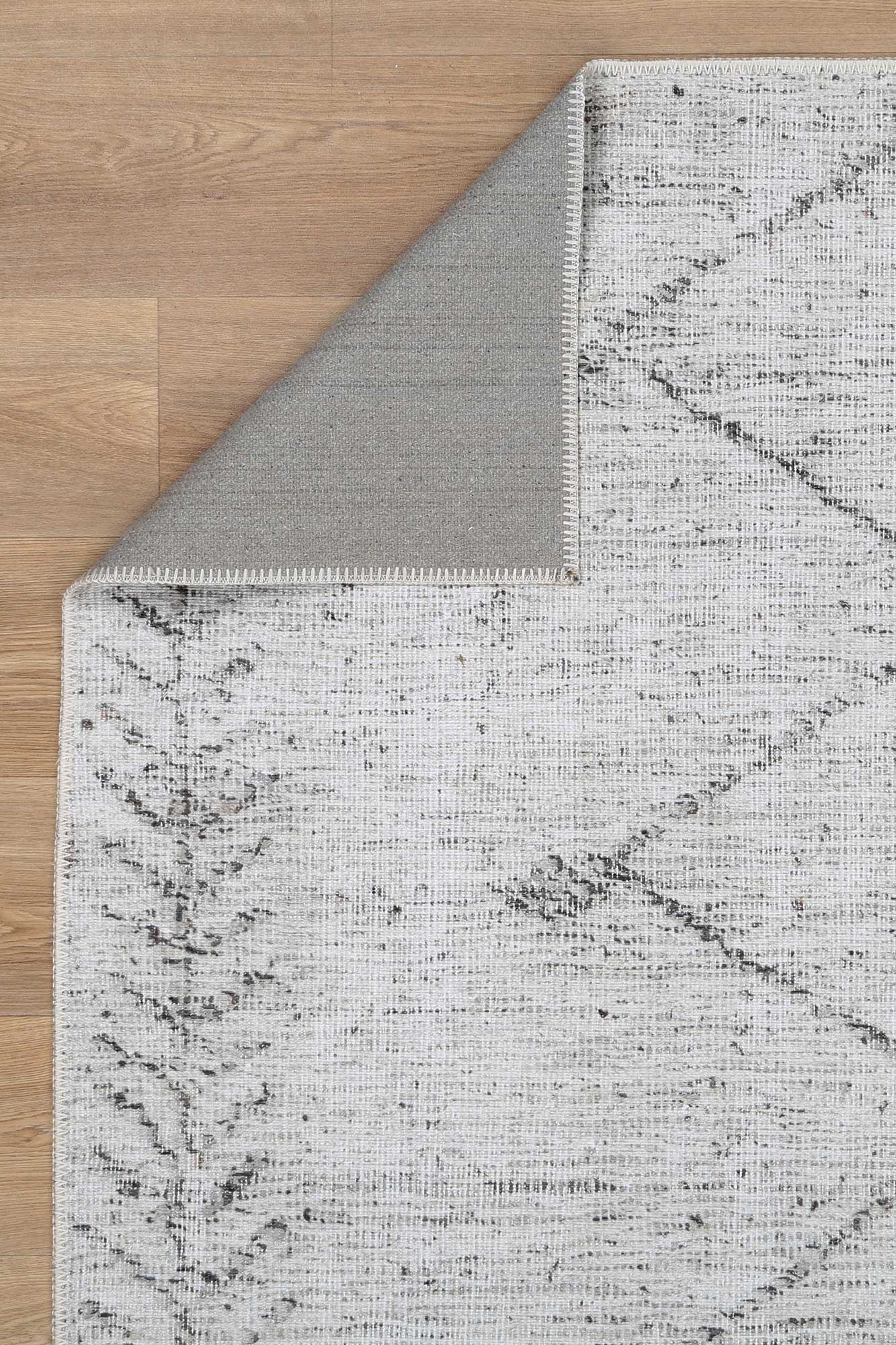Wild Congo Distressed Look in Grey : Runner Rug