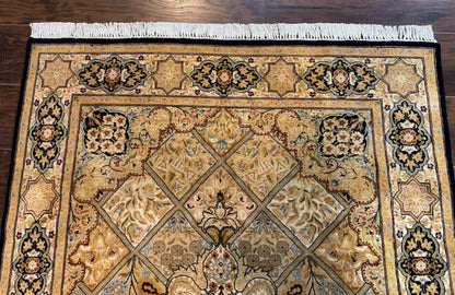 Pak Persian Rug 4x6, Panel Design