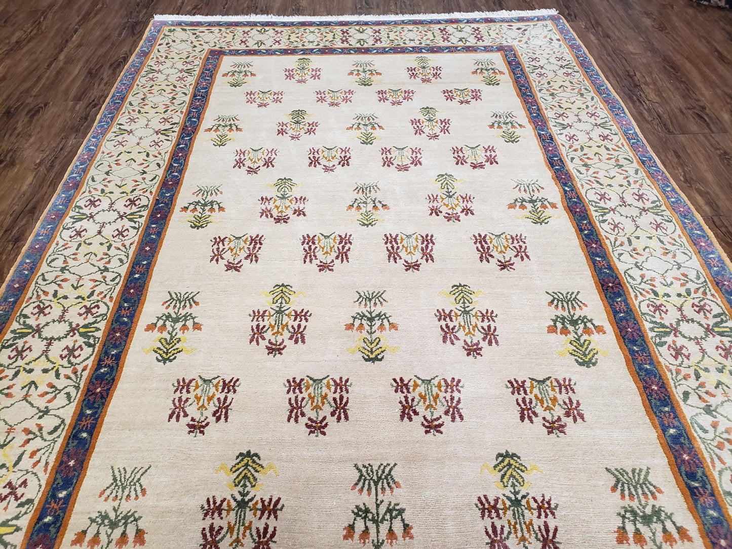 Tufenkian Rug 5.9 x 8.6, Tibetan Nepalese Rug, Hand Knotted, Soft Shiny Wool, Repeated Motifs, Contemporary Modern, Area Rug 6x9, Vintage