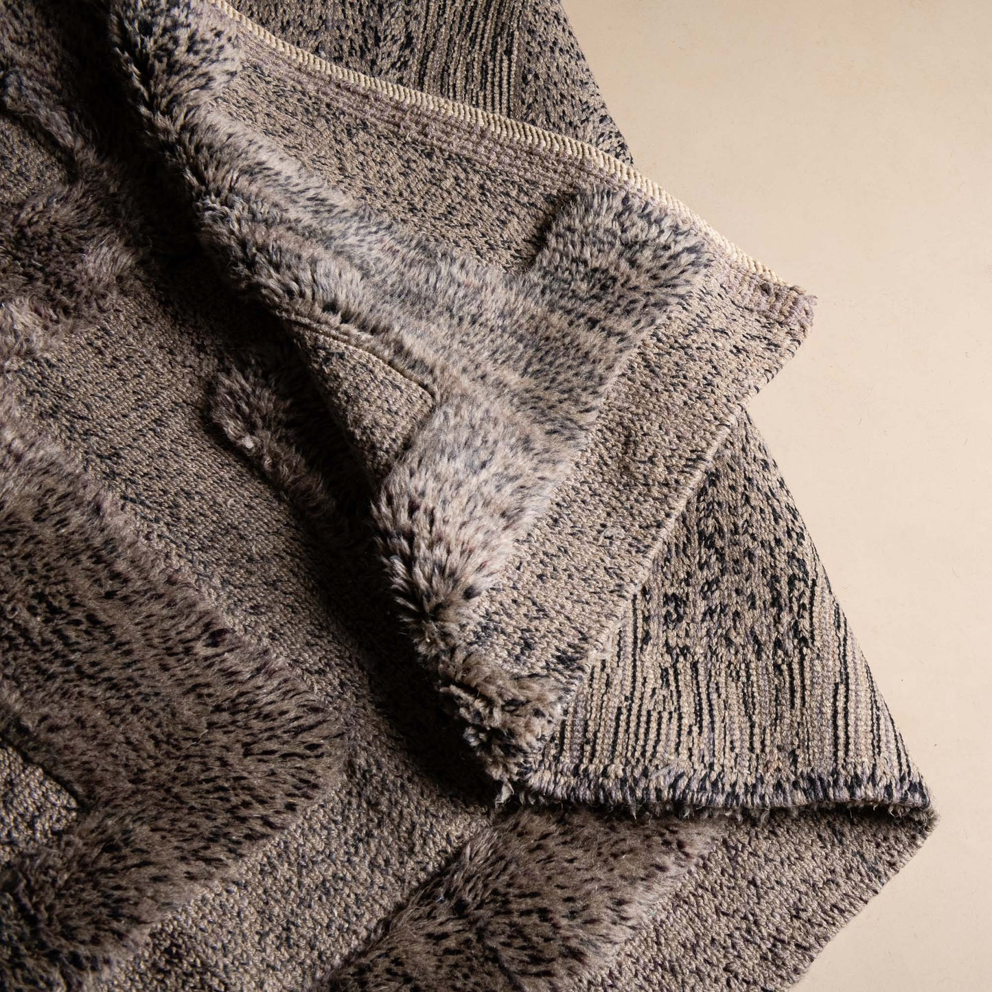 Volcanian Hill - Luxury Shag Moroccan Rug