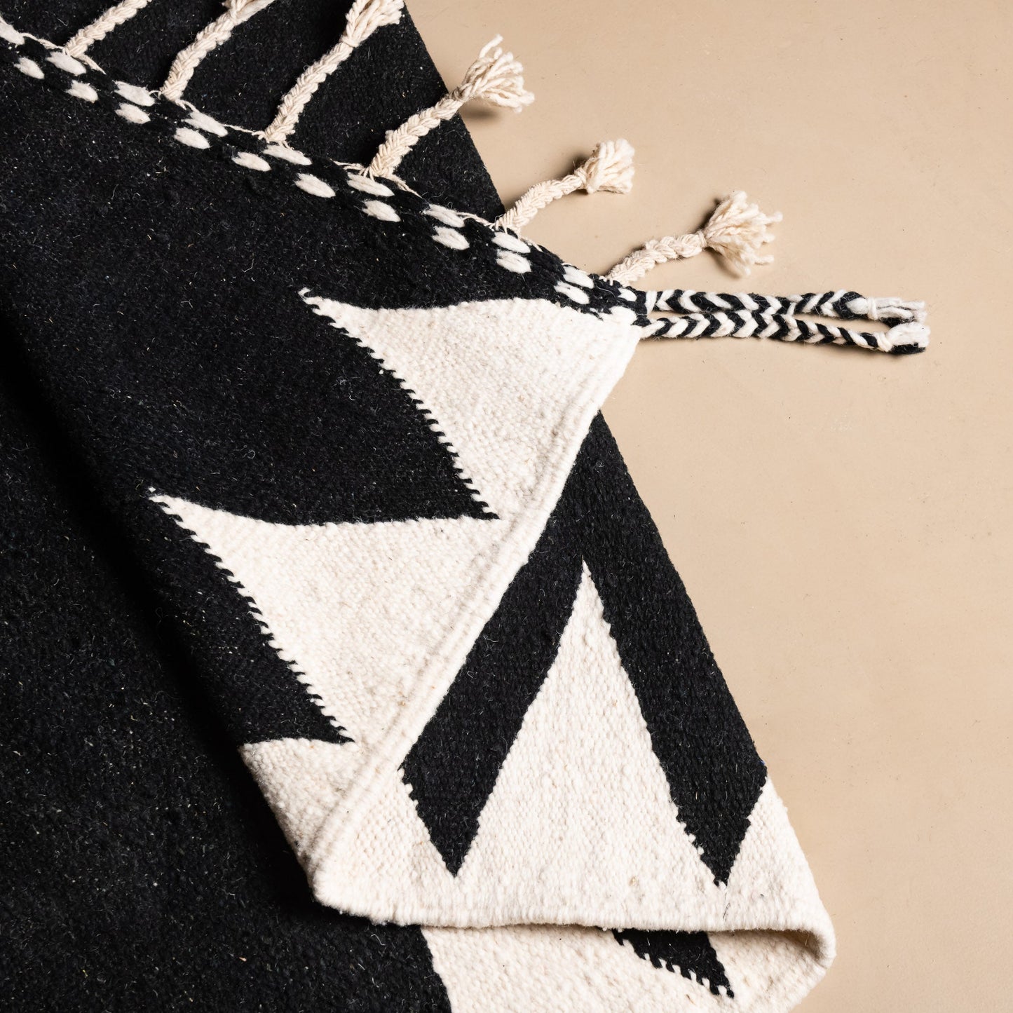 Afou - Taznakht kilim rug