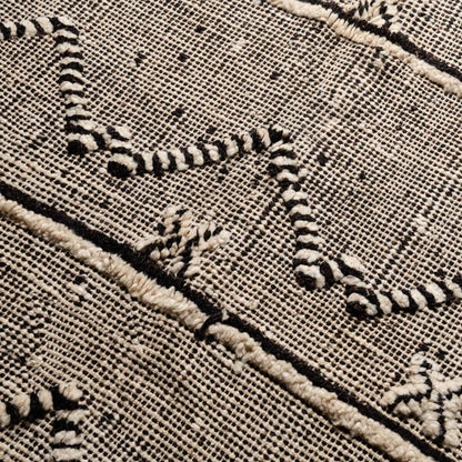 Agourai - taznakht kilim rug