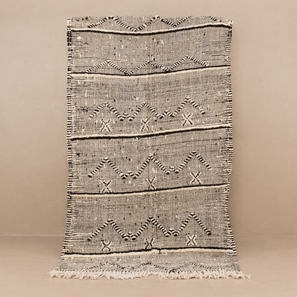 Agourai - taznakht kilim rug