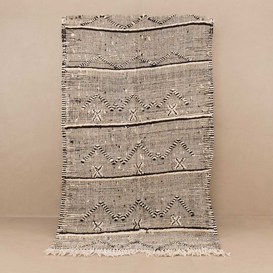 Agourai - taznakht kilim rug