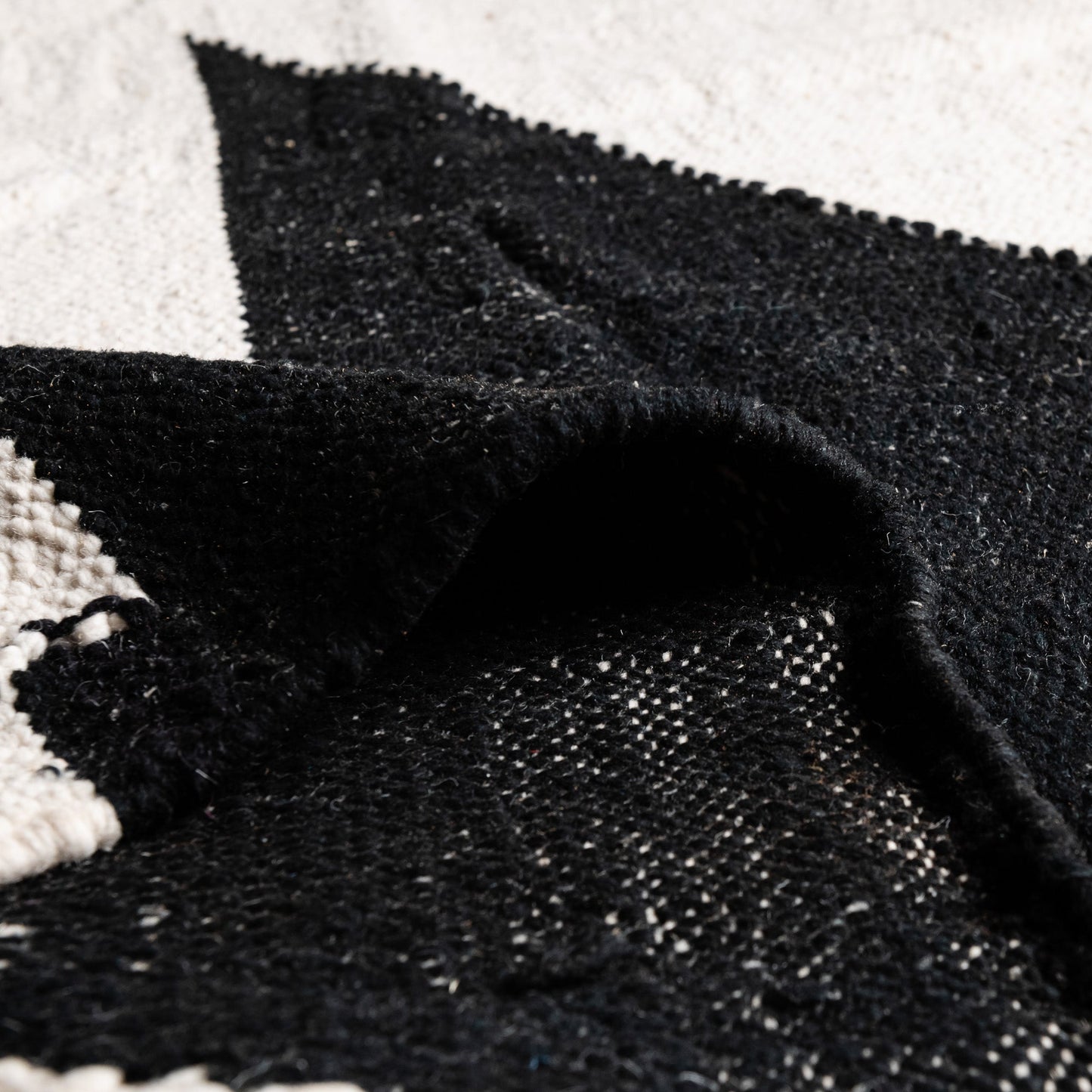 Alya - Flatweave Moroccan rug