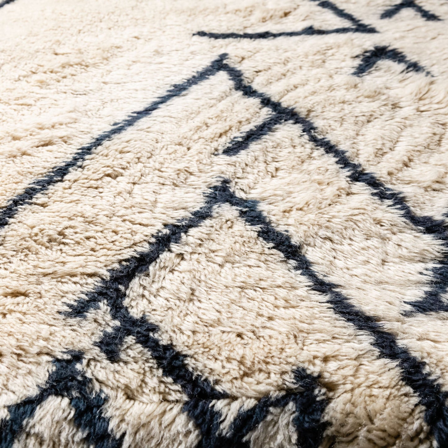 Atlas Mountains - Luxury Shag Moroccan Rug