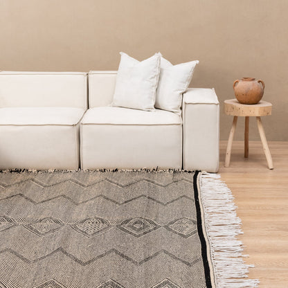 Baghdad - taznakht kilim rug