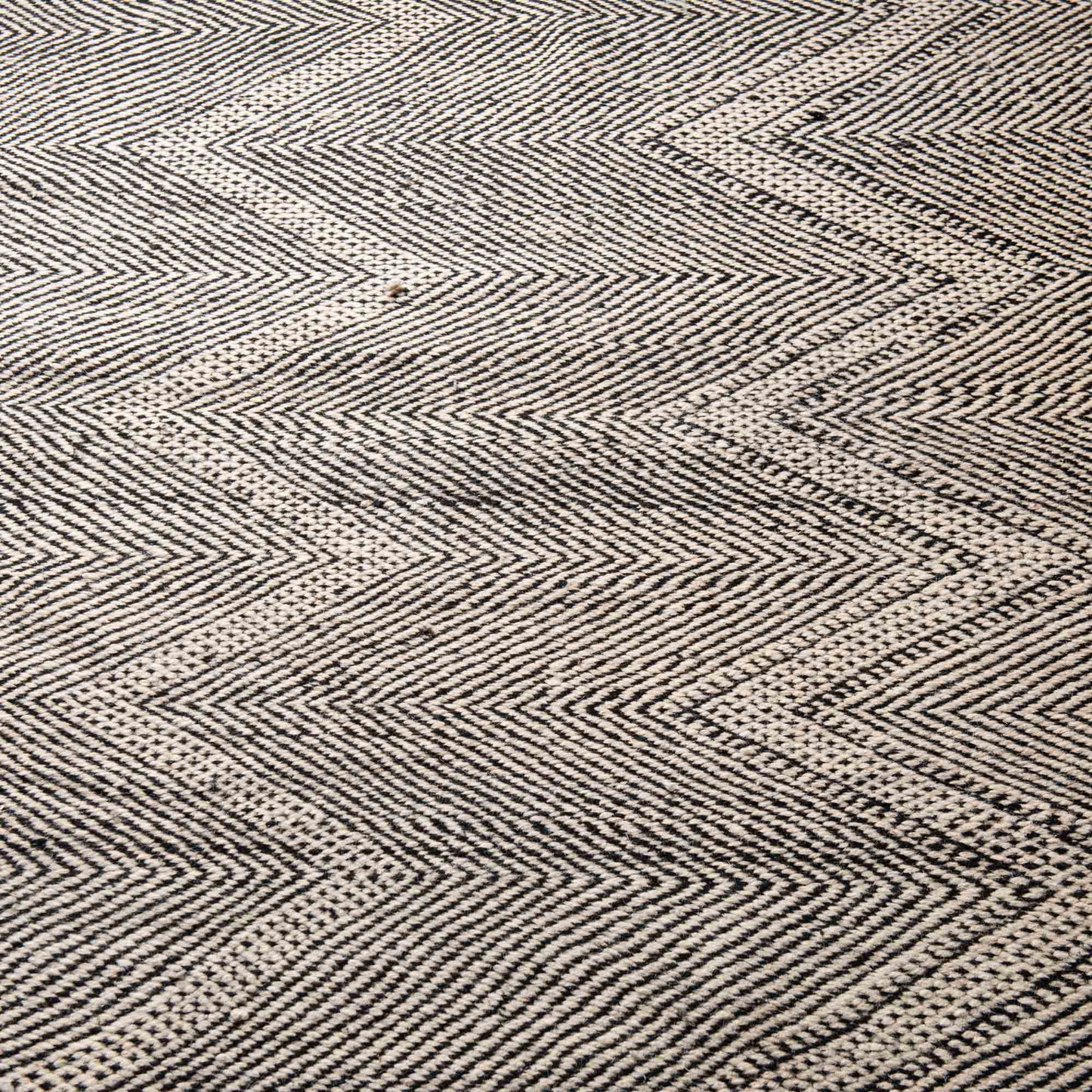 Baghdad - taznakht kilim rug