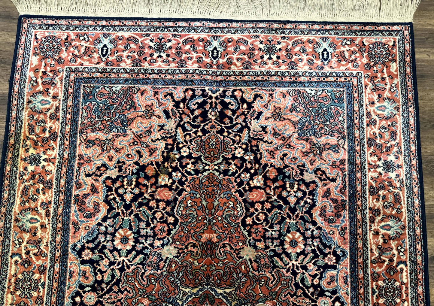 Karastan Rug 5.9 x 9, Ka'shan Medallion #741, Original Collection 700 Series, Discontinued, Wool Pile