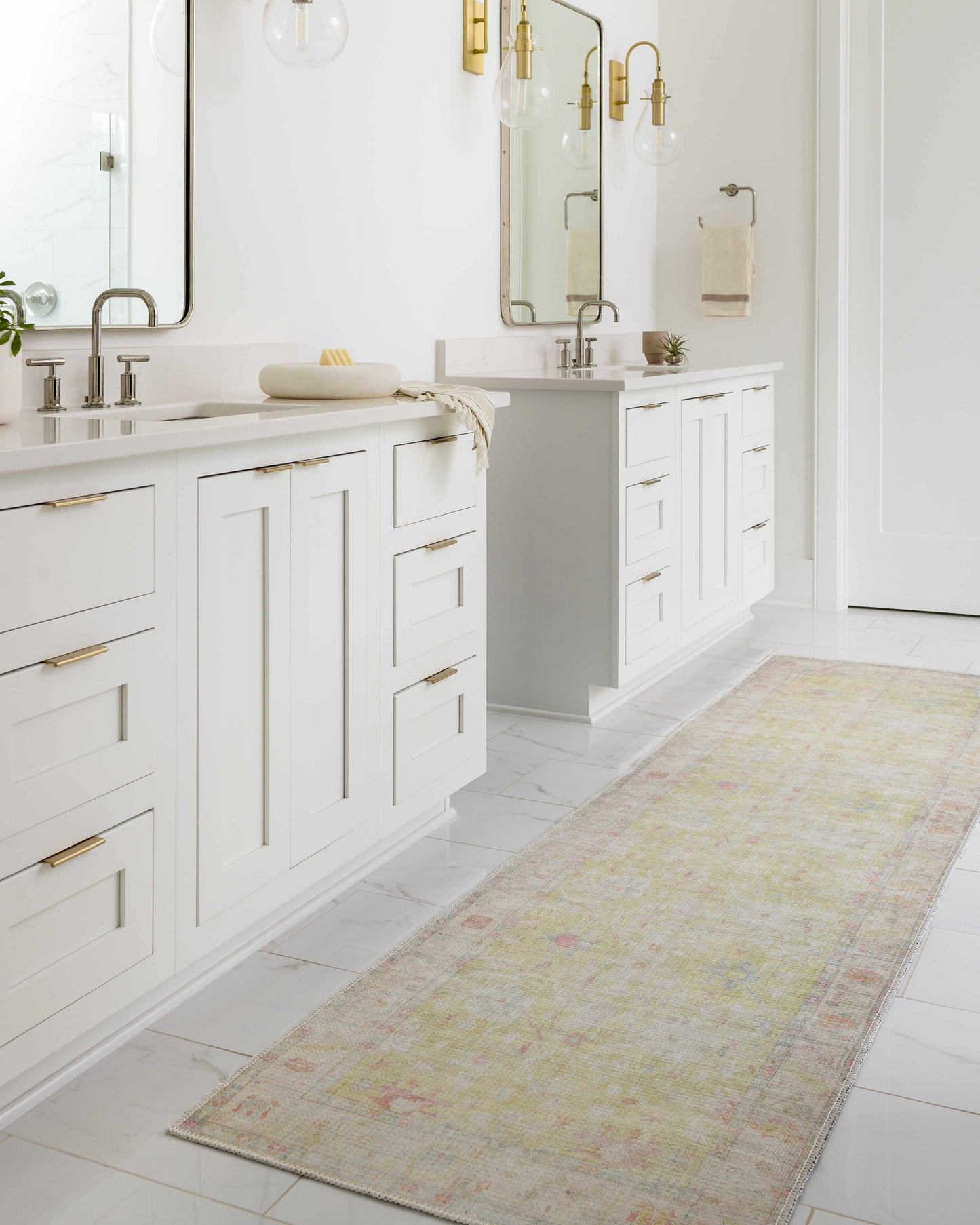 Bozkurt Vintage Flat Pile Washable Rug