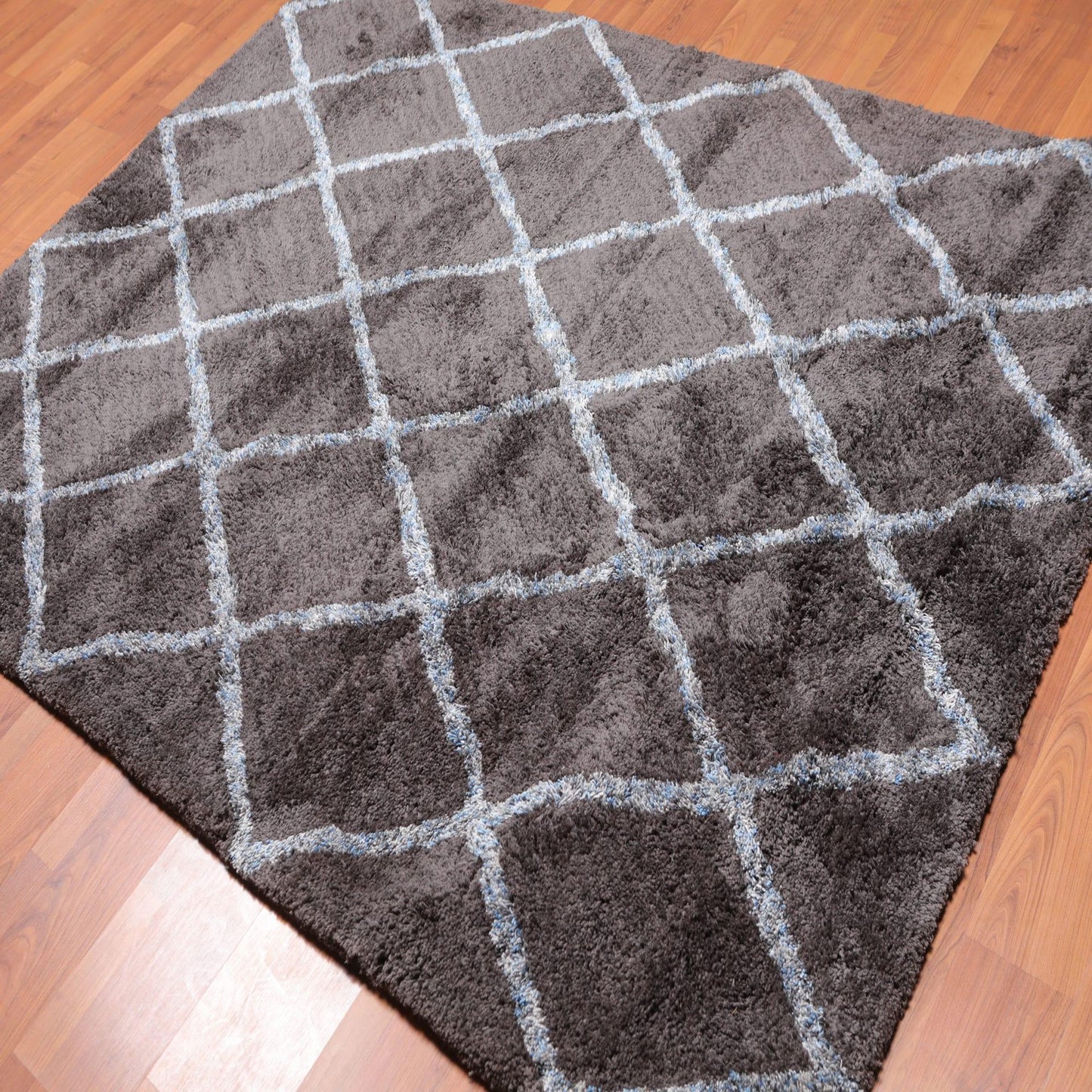 5'4" x 7'6" Handmade Super soft Moroccan Shag Area Rug Gray