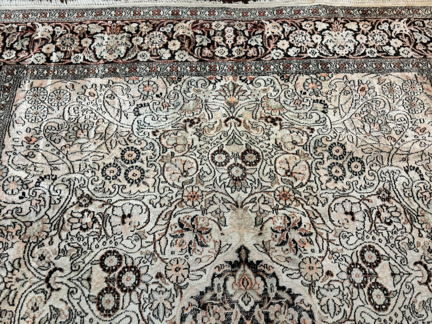 Silk Indian Kashmiri Rug 6x9
