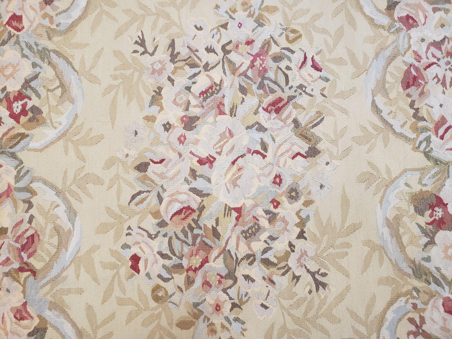 Aubusson Rug 6x9, Elegant Flatweave Rug, Aubusson Savonnerie 6 x 9 Flatweave Area Rug, Cream and Red, Wool Hand Woven Carpet, Medium Size