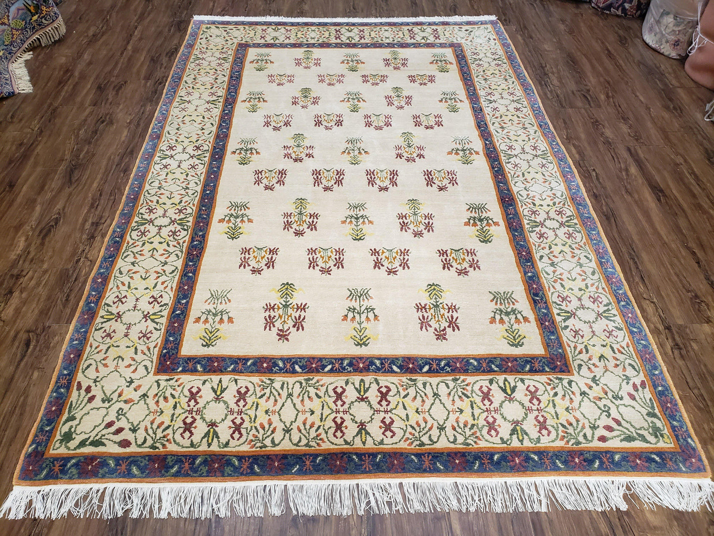 Tufenkian Rug 5.9 x 8.6, Tibetan Nepalese Rug, Hand Knotted, Soft Shiny Wool, Repeated Motifs, Contemporary Modern, Area Rug 6x9, Vintage
