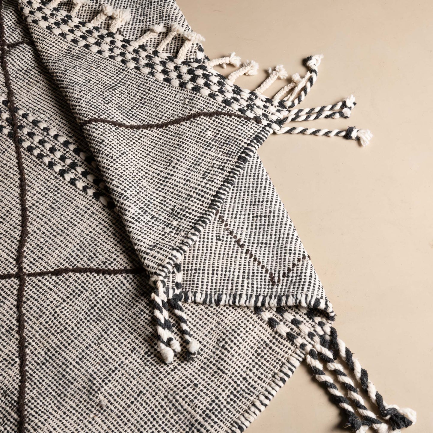 Chefa - Taznakht kilim rug