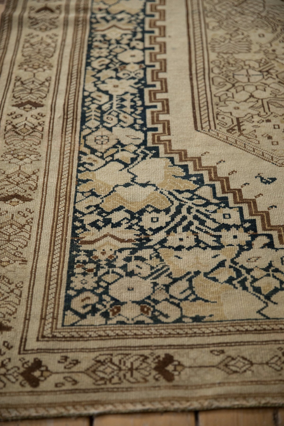 4.5x6.5 Antique Distressed Malayer Rug