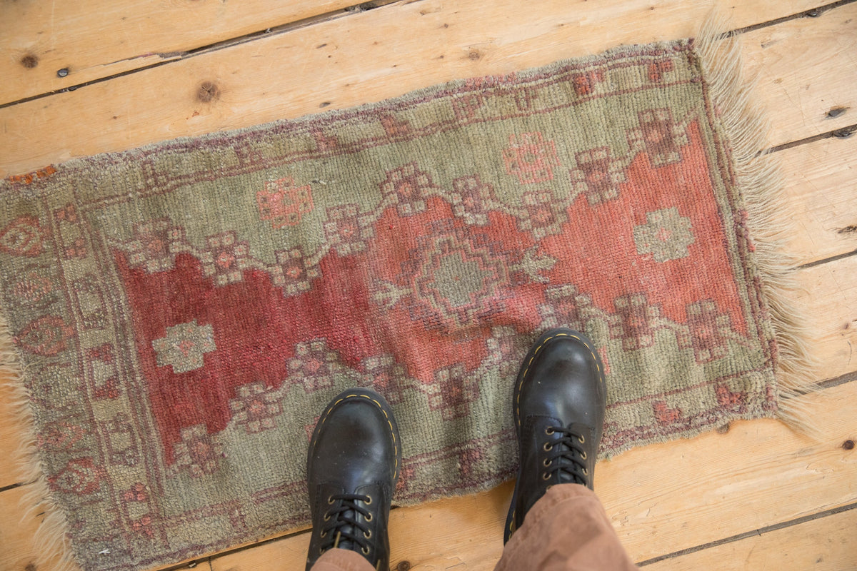 1.5x3 Antique Oushak Rug Mat