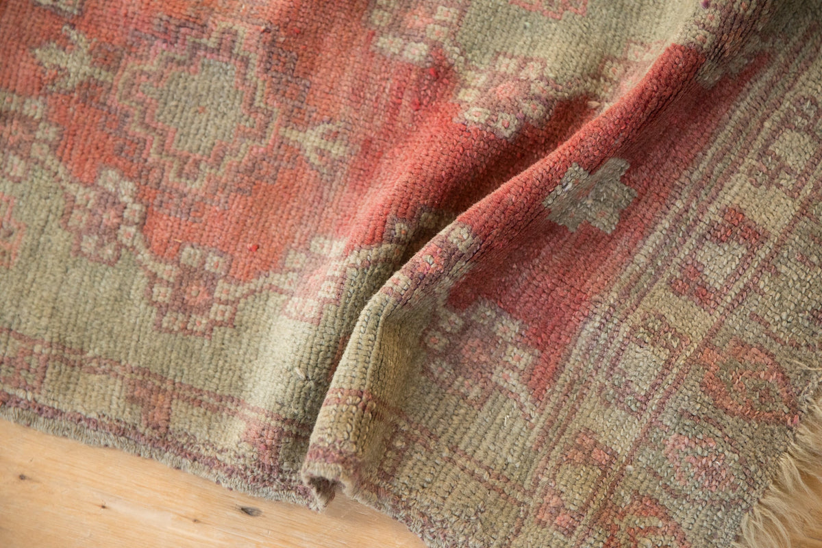 1.5x3 Antique Oushak Rug Mat