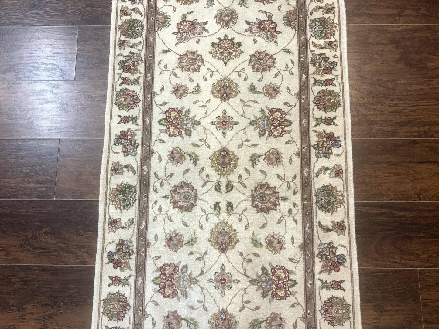 Pak Persian Runner Rug 2.6 x 8ft, Oriental Carpet for Hallway or Kitchen, Handmade, Wool and Silk Highlights