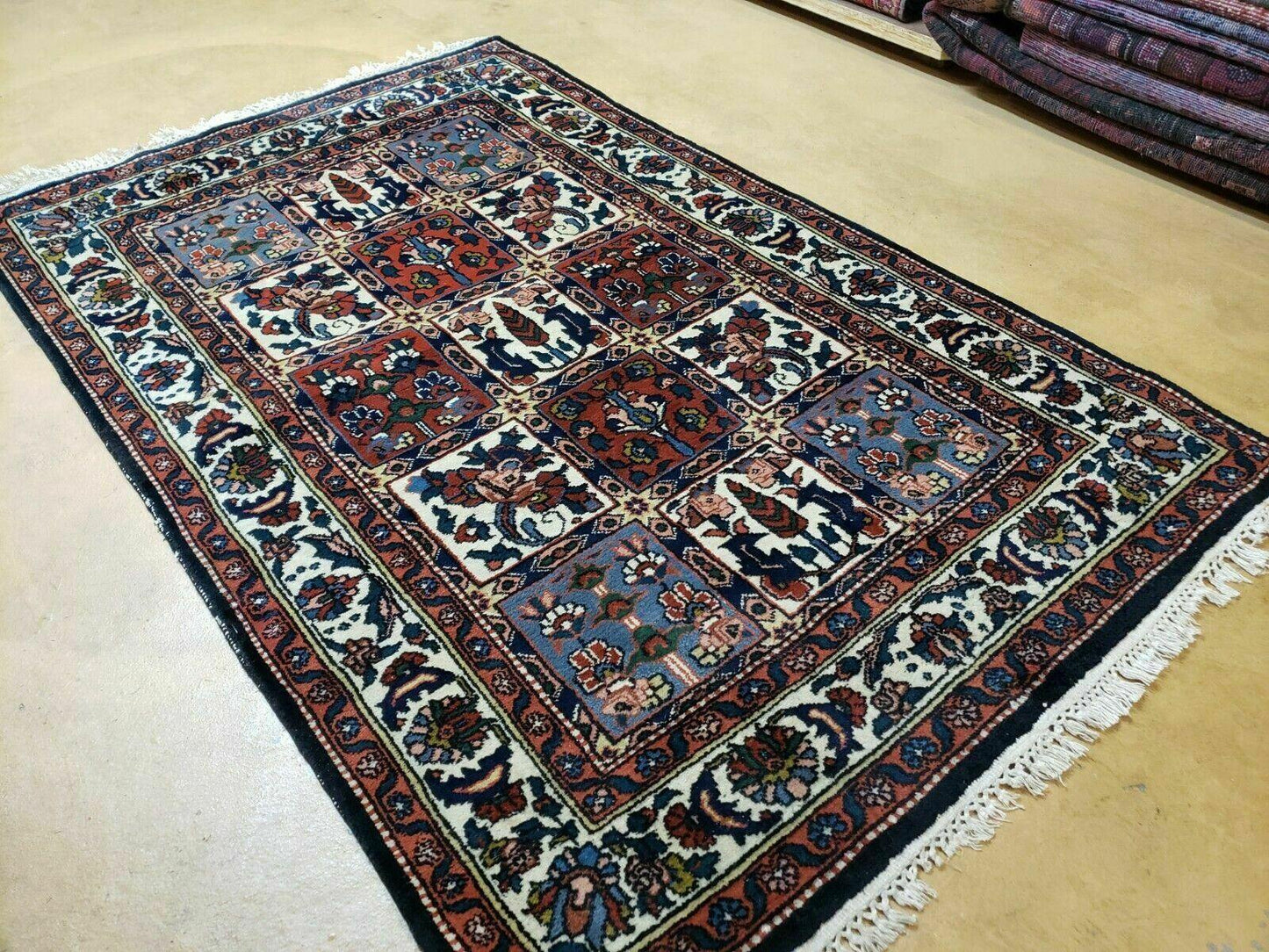 4' X 6' Vintage Handmade Indian Panel Design Wool Rug Veg Dyes