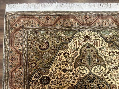 Turkish Sivas Rug 6x9, Floral Medallion, Vintage Handmade Wool Carpet