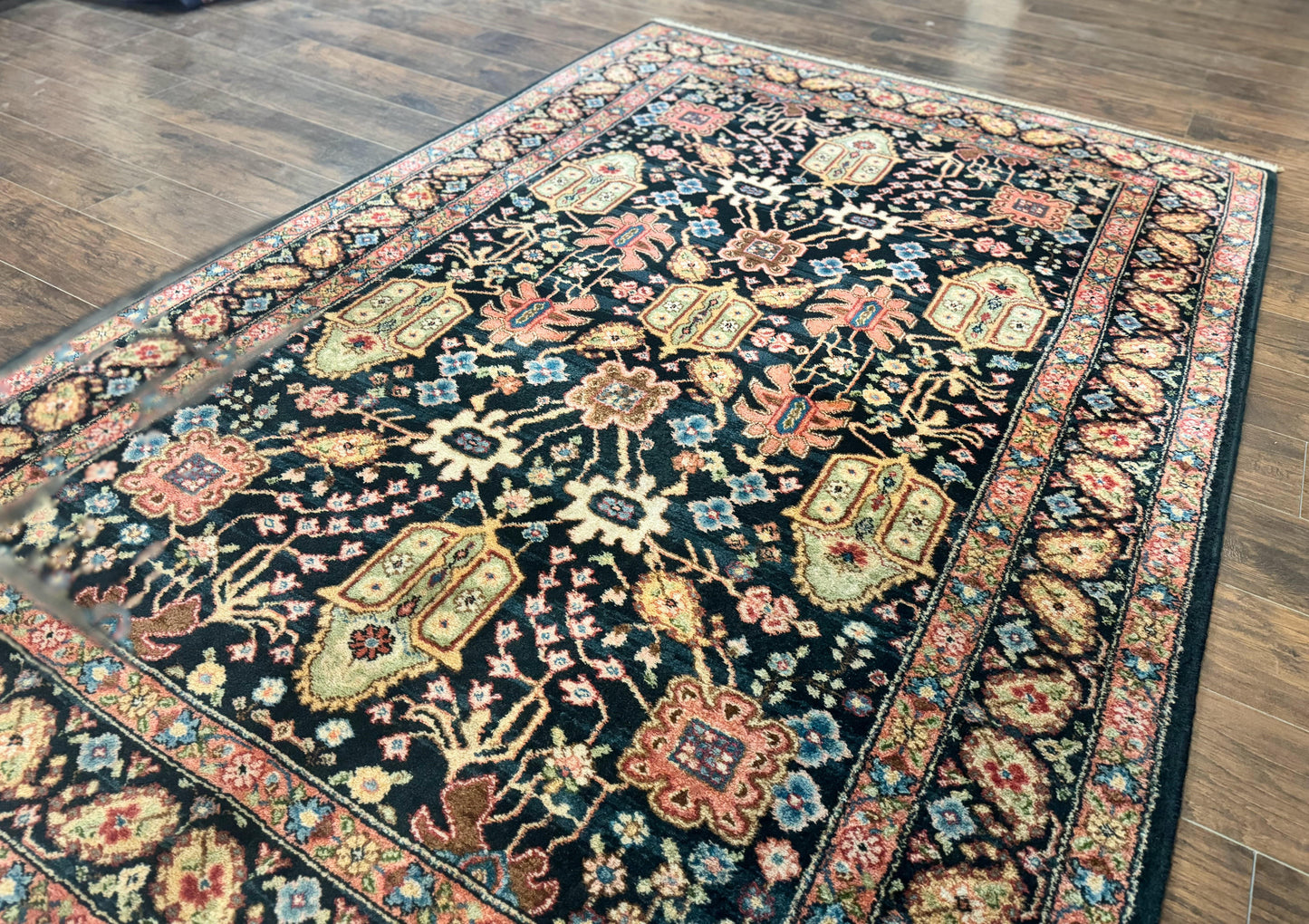 Karastan Rug 5.9 x 8.6, Chahar Mahal #604, Wool Vintage Discontinued Karastan Carpet