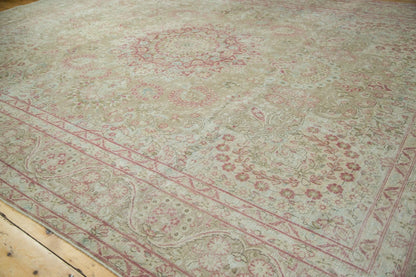 9x12.5 Vintage Distressed Meshed Carpet