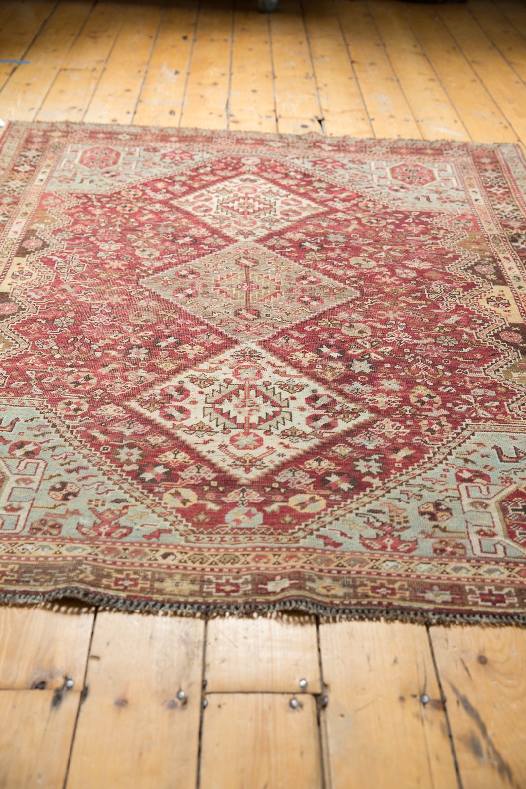 4.5x6 Vintage Distressed Qashqai Rug