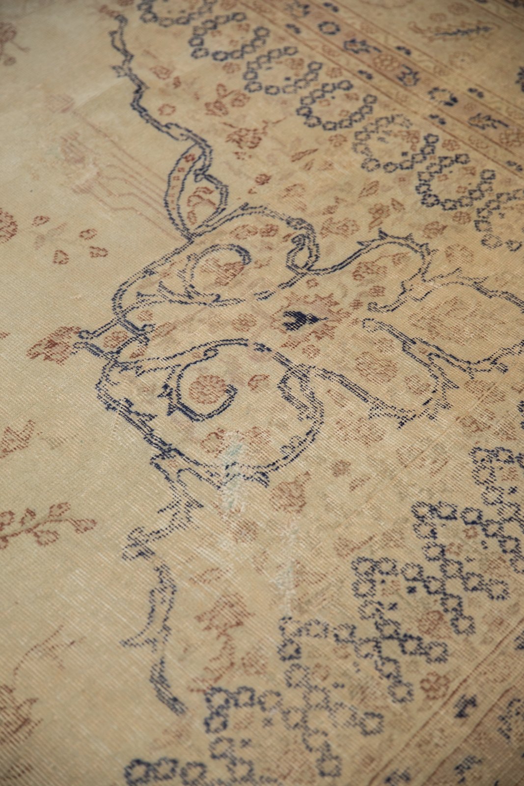 11x14.5 Vintage Distressed Sparta Carpet