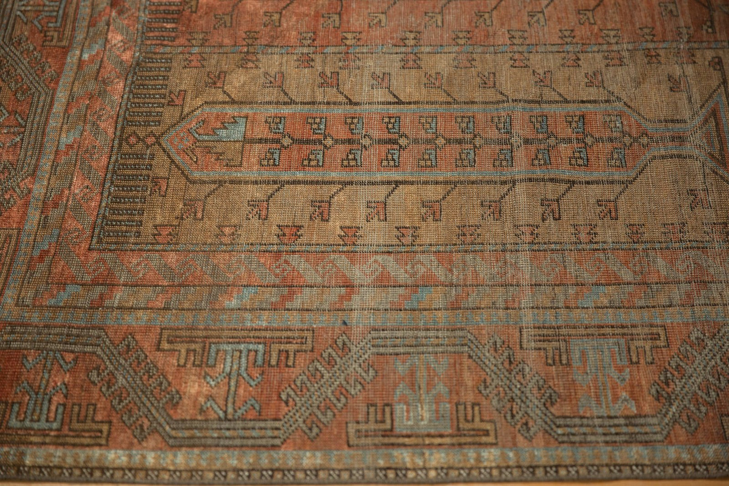 5.5x10 Vintage Distressed Belouch Carpet