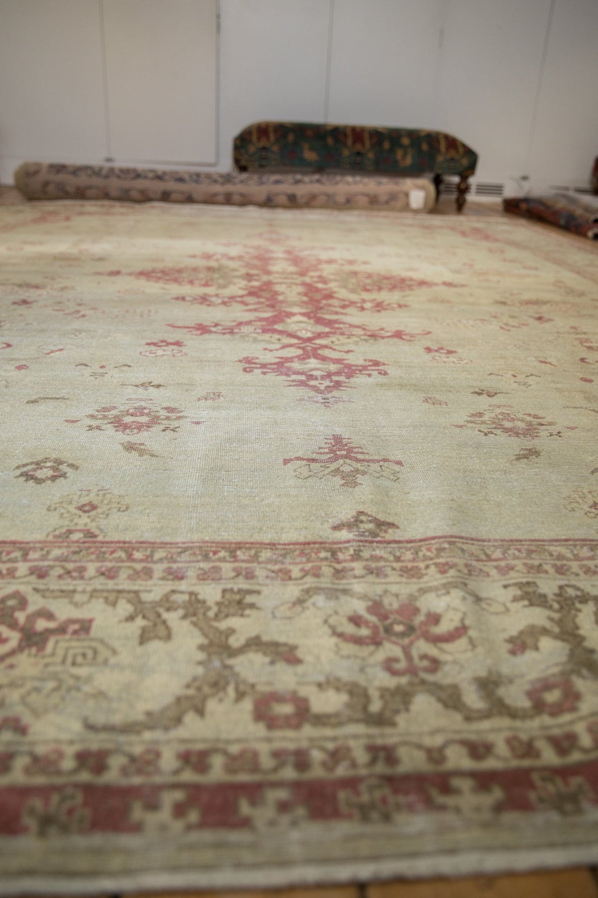 9x12 Vintage Distressed Amritsar Carpet