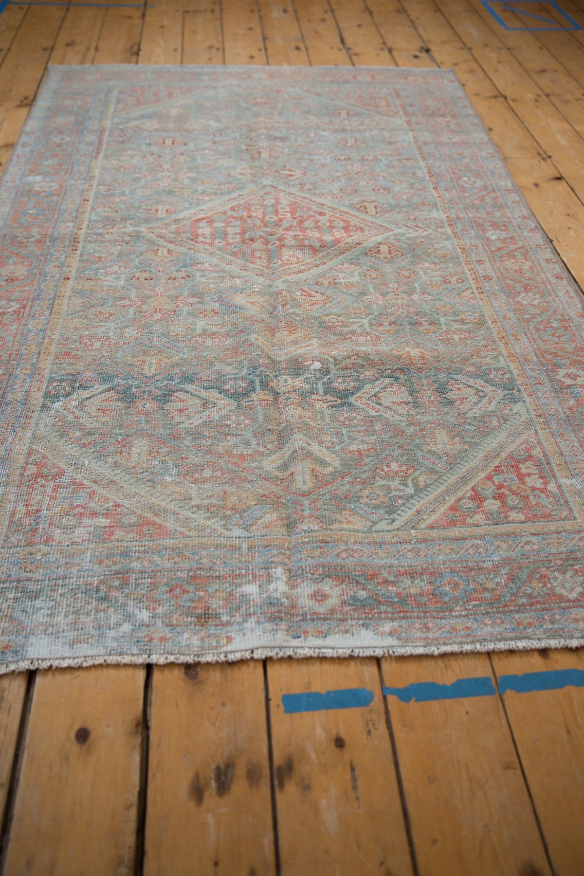 4x6.5 Vintage Distressed Mahal Rug