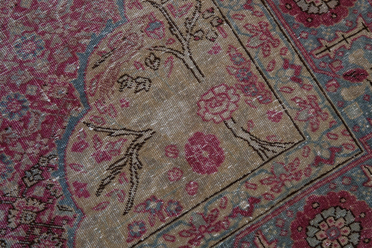 7.5x10.5 Vintage Distressed Kayseri Carpet