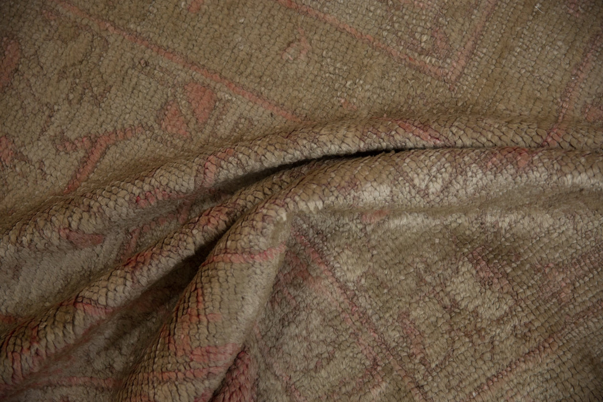 15.5x19.5 Vintage Distressed Oushak Carpet