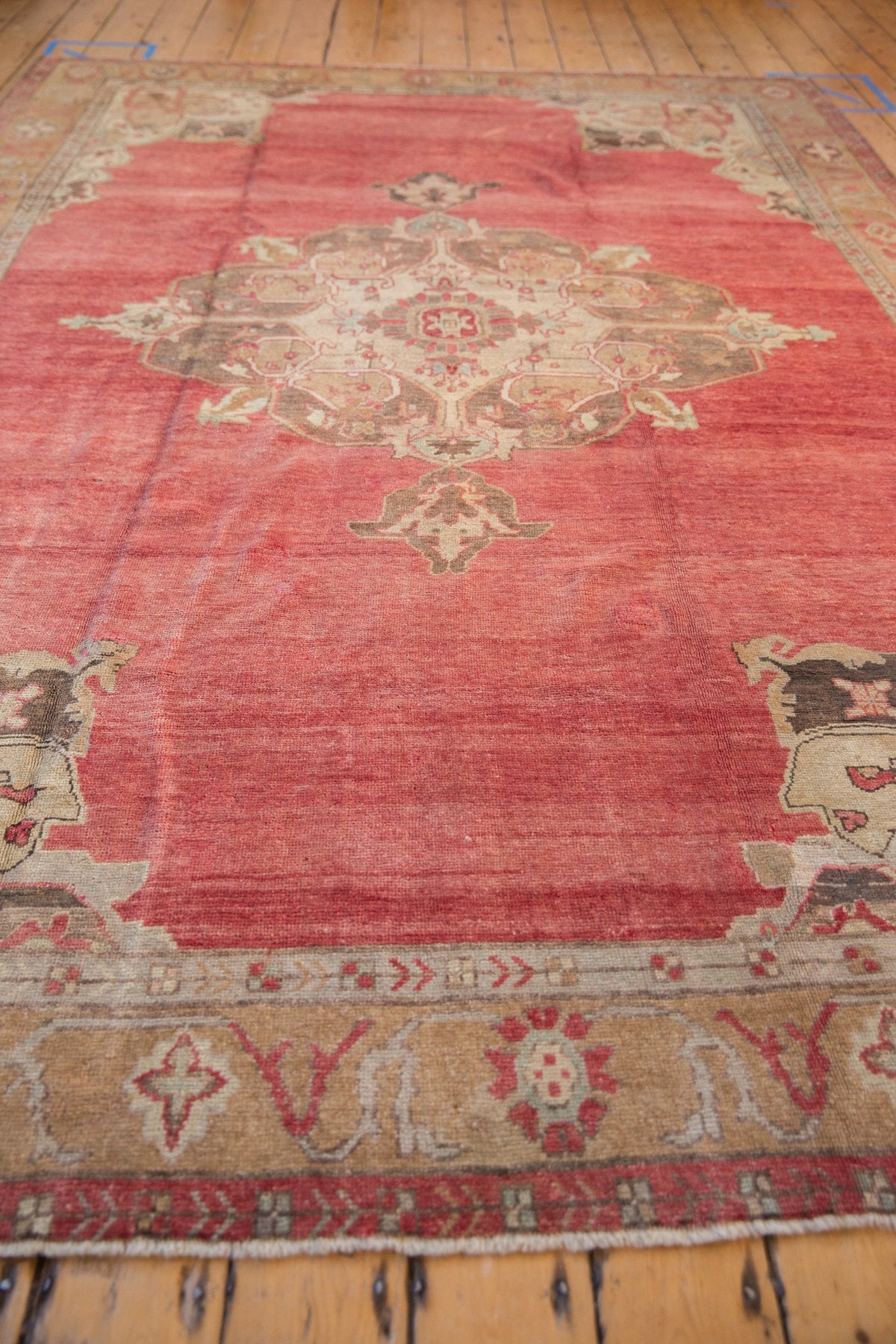 7.5x11 Vintage Distressed Oushak Carpet