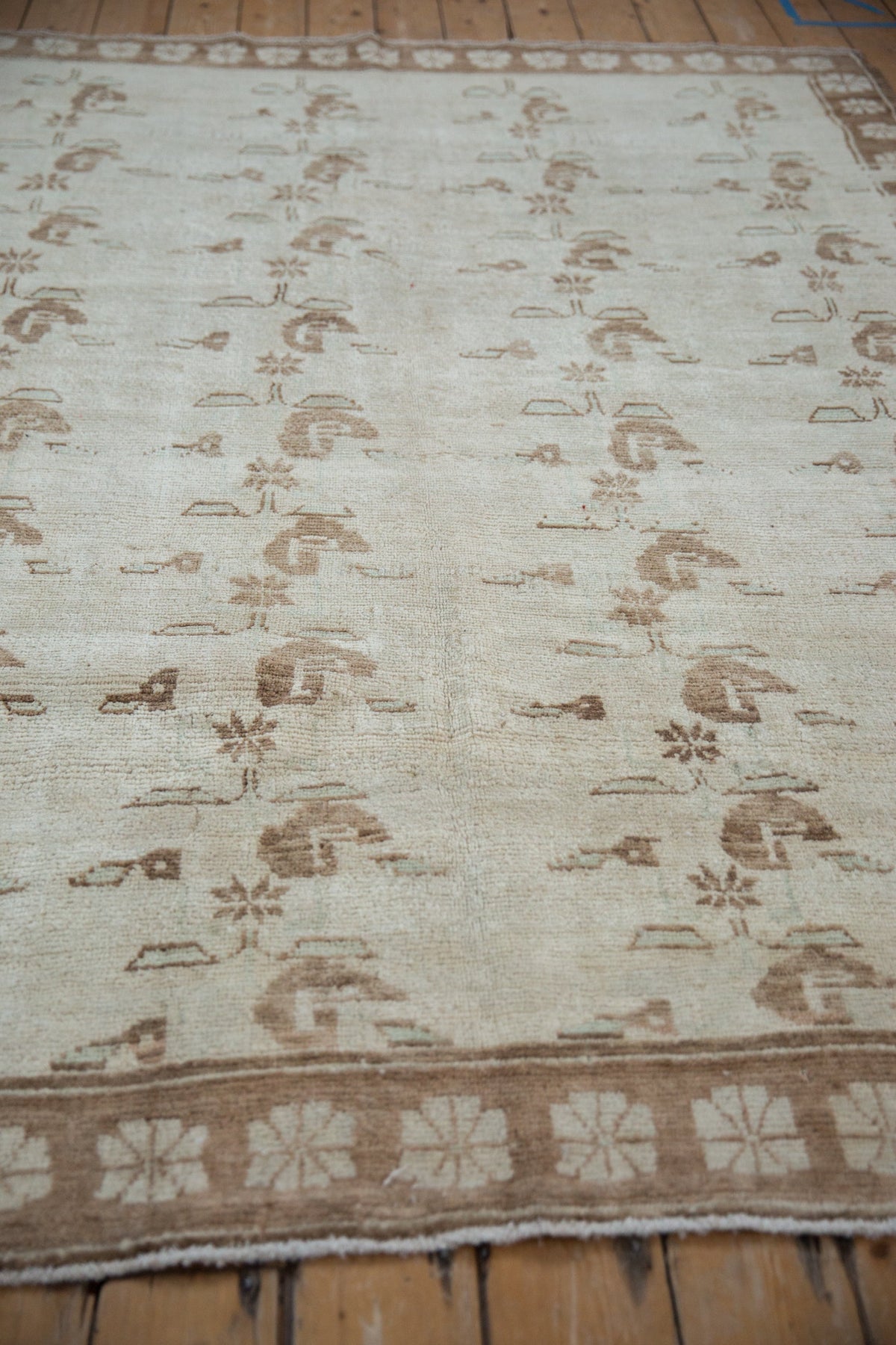 6x8.5 Vintage Distressed Oushak Carpet