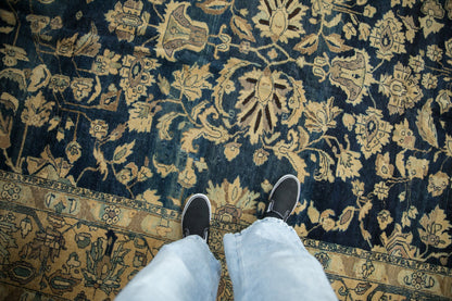 10.5x16.5 Vintage Distressed Tea Washed Lilihan Carpet