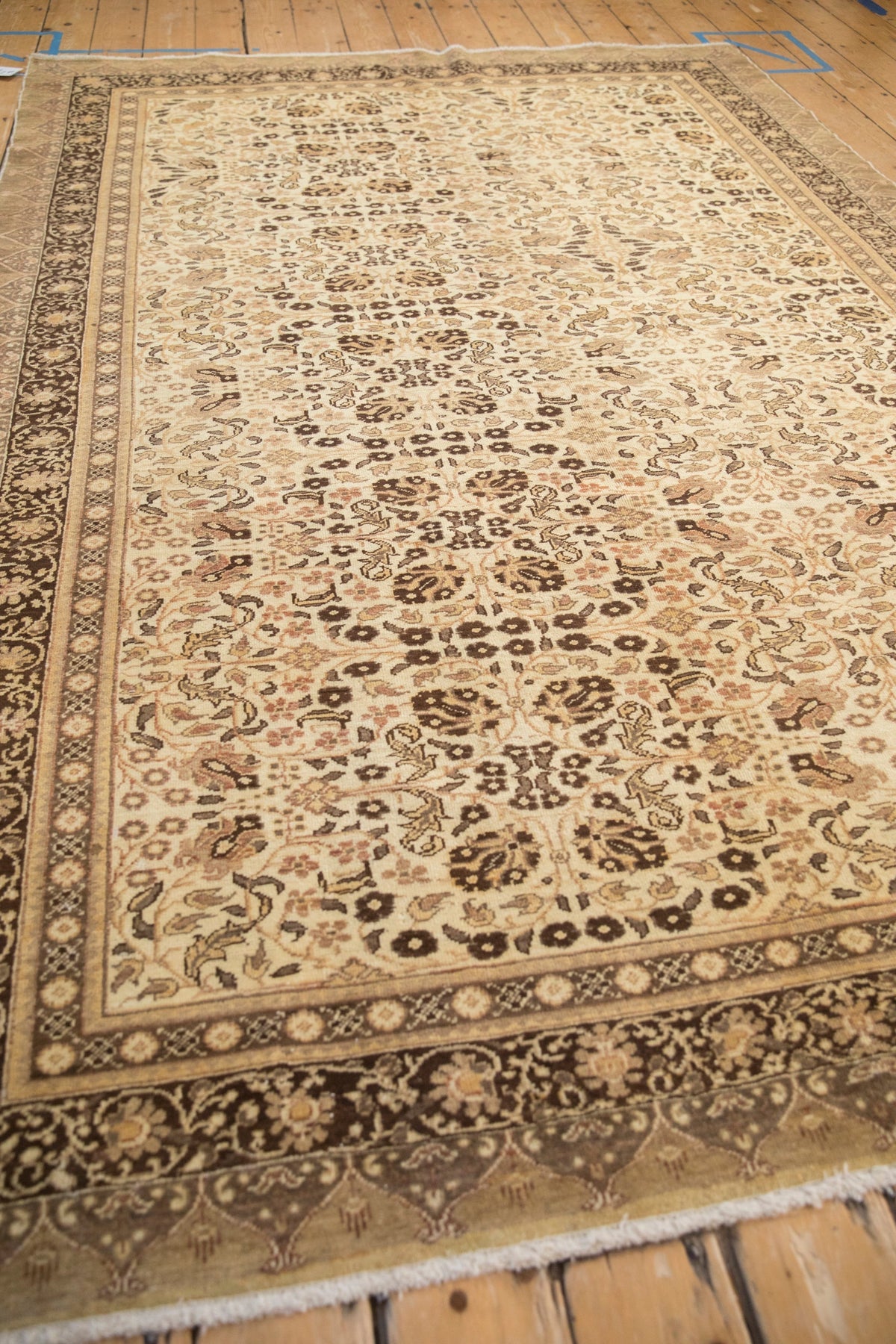 6.5x9.5 Vintage Kaisary Carpet