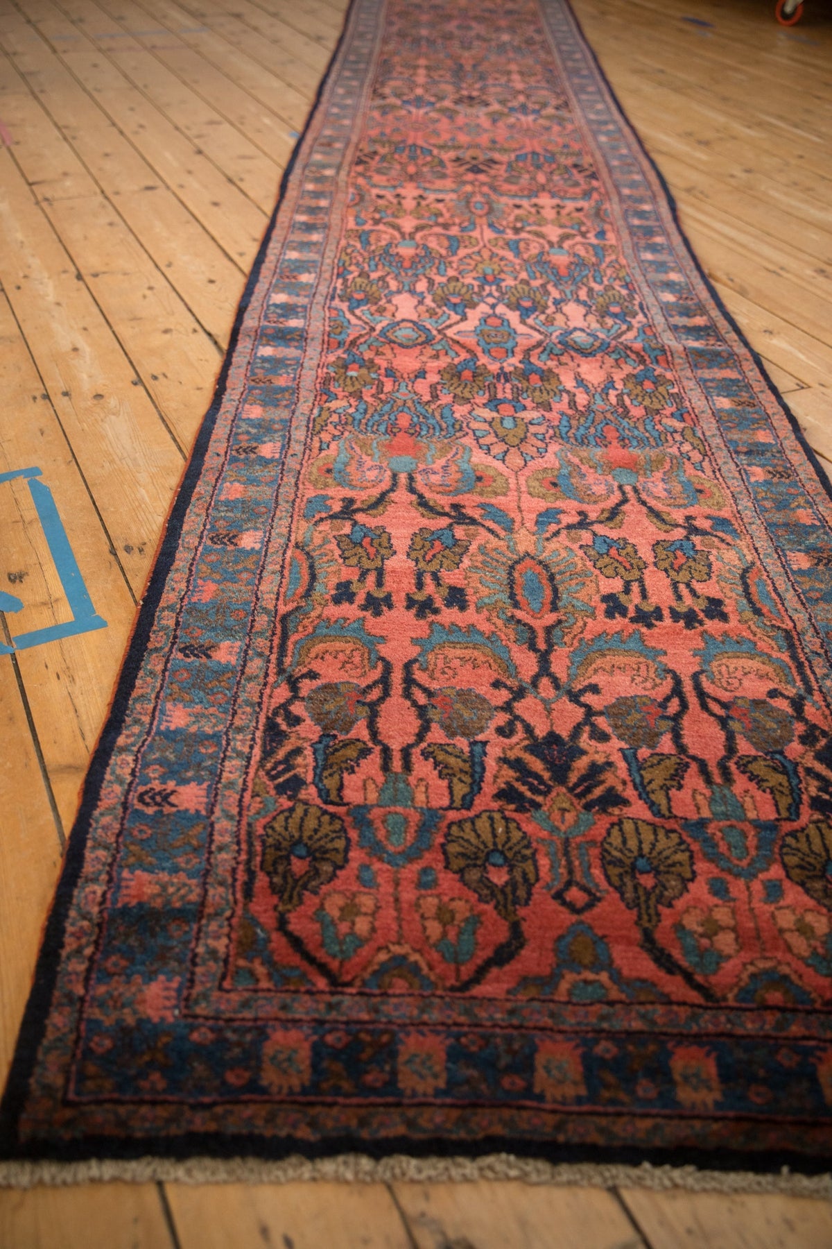 3x17 Vintage Lilihan Rug Runner