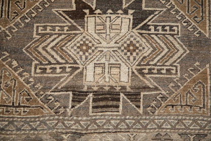 7x9.5 Vintage Distressed Kars Carpet