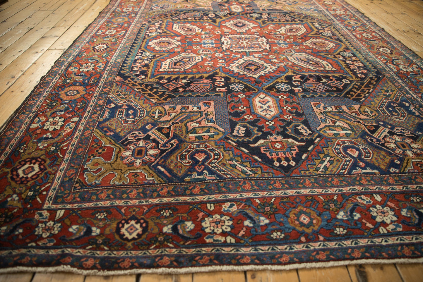 RESERVED 7.5x10.5 Vintage Heriz Carpet