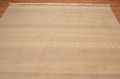 8' x 10' Hand Knotted Contemporary 100% Wool Pile Area Rug Tan