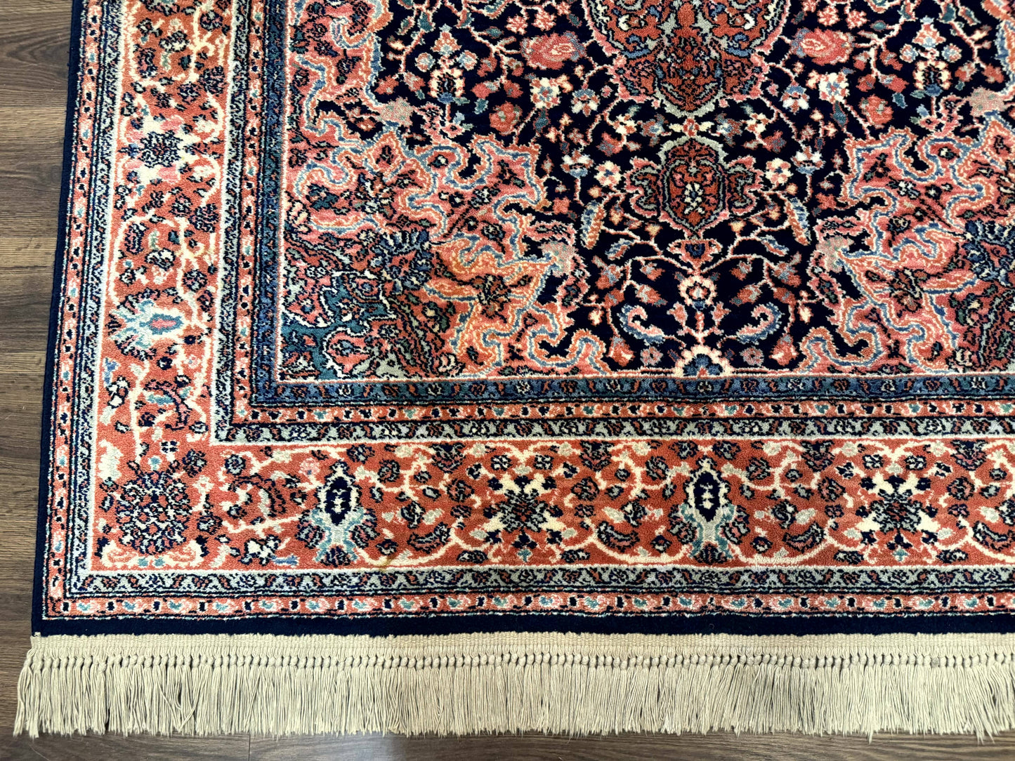 Karastan Rug 5.9 x 9, Ka'shan Medallion #741, Original Collection 700 Series, Discontinued, Wool Pile