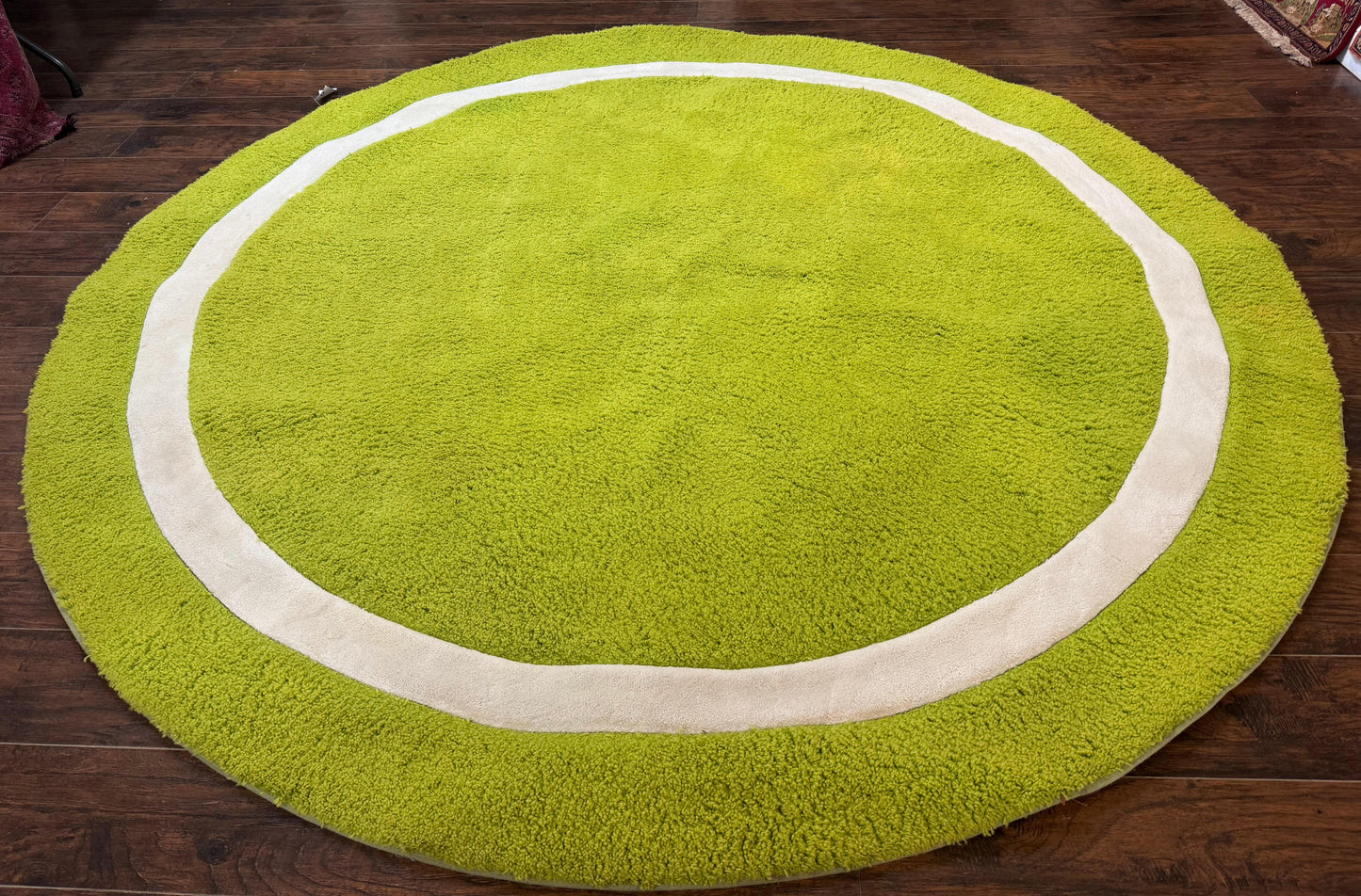 Large Round Rug 9x9, Vintage Retro Design, Lime Green